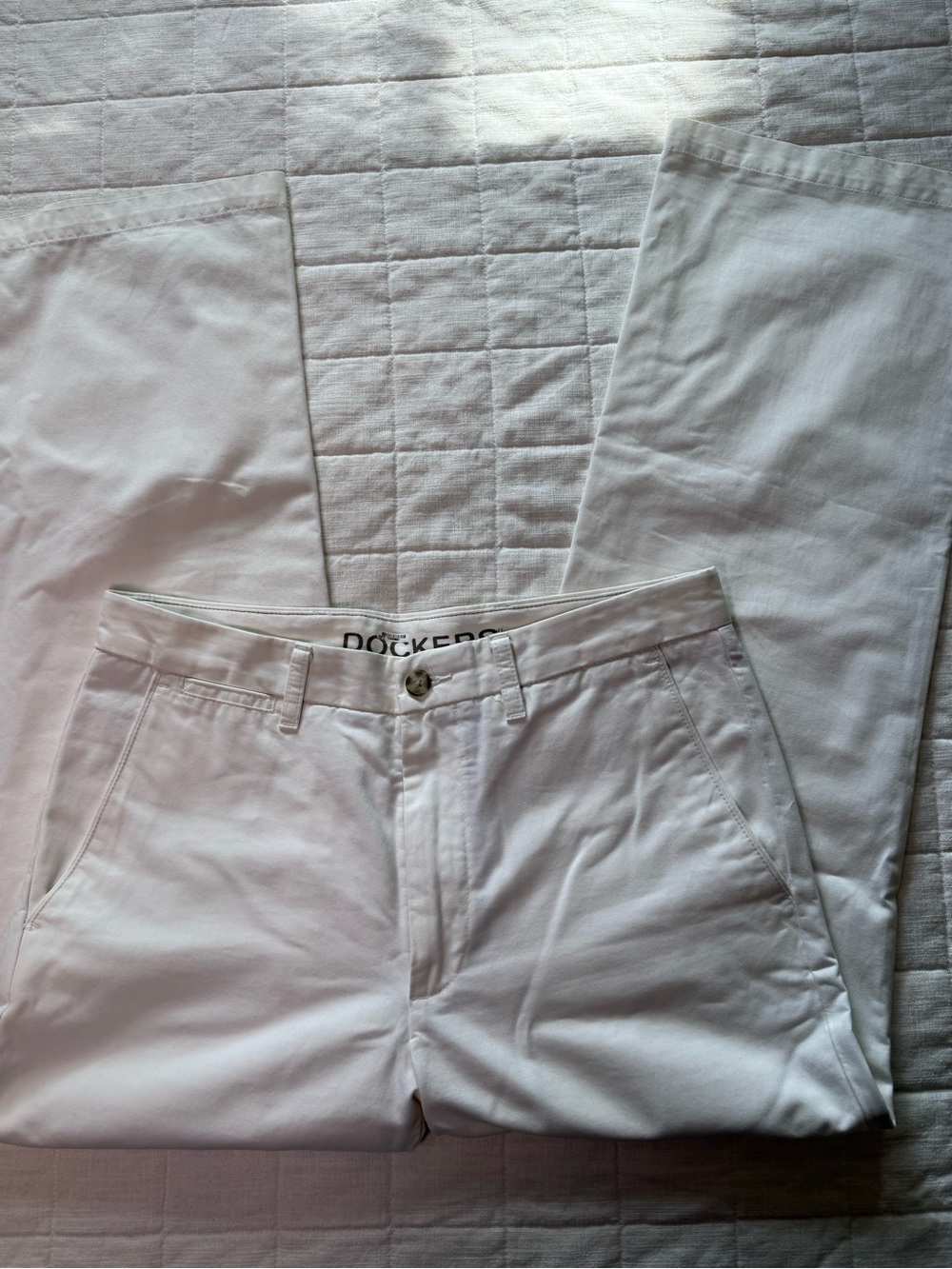 Dockers Men's White Chino Pants